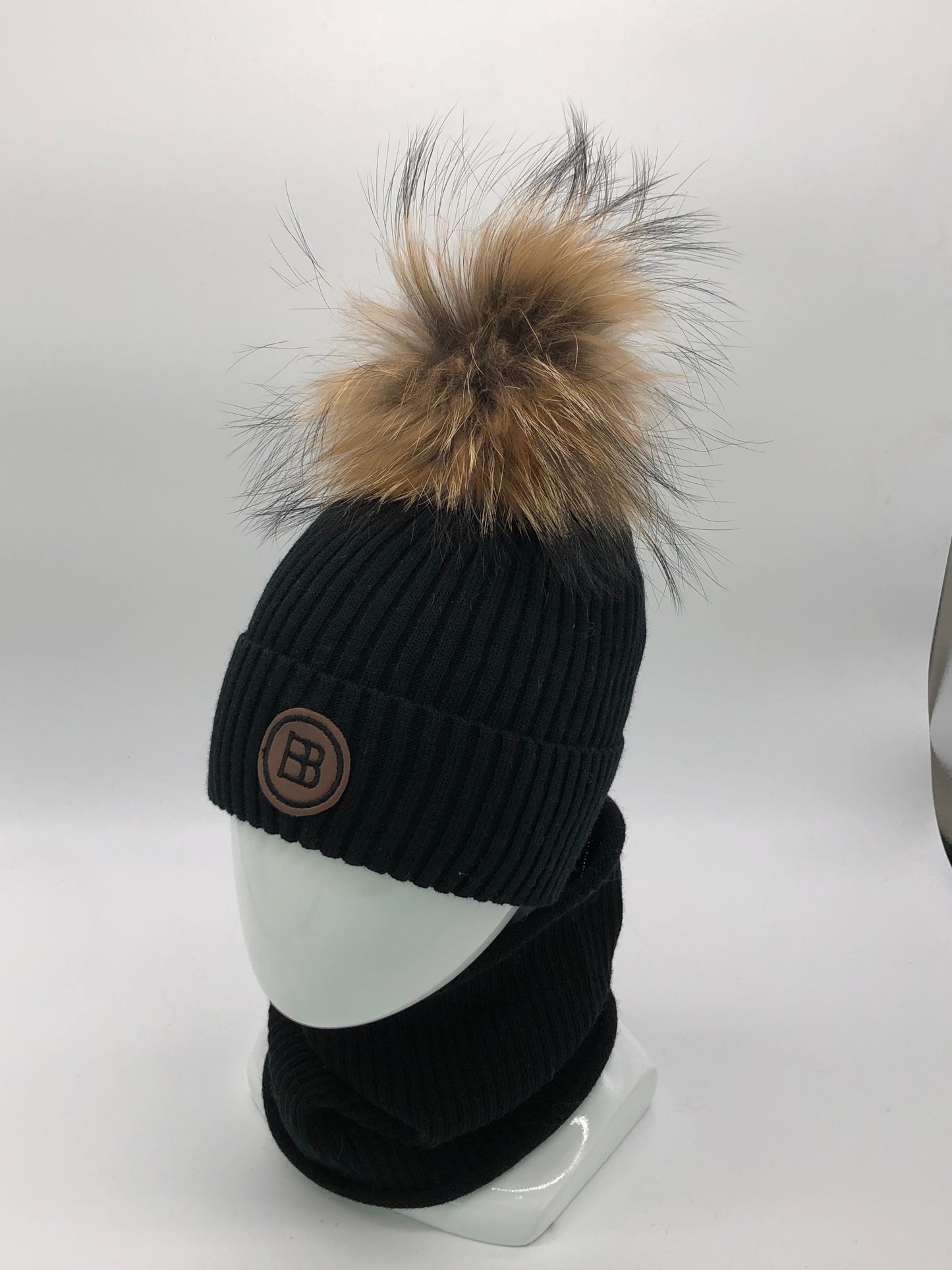 Komplet dla dziewczynki z szalikiem (25 / WP76KPE)