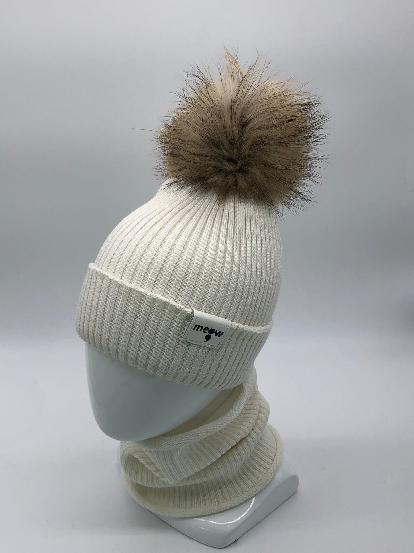 Komplet dla dziewczynki z szalikiem (25 / WP82KPE)