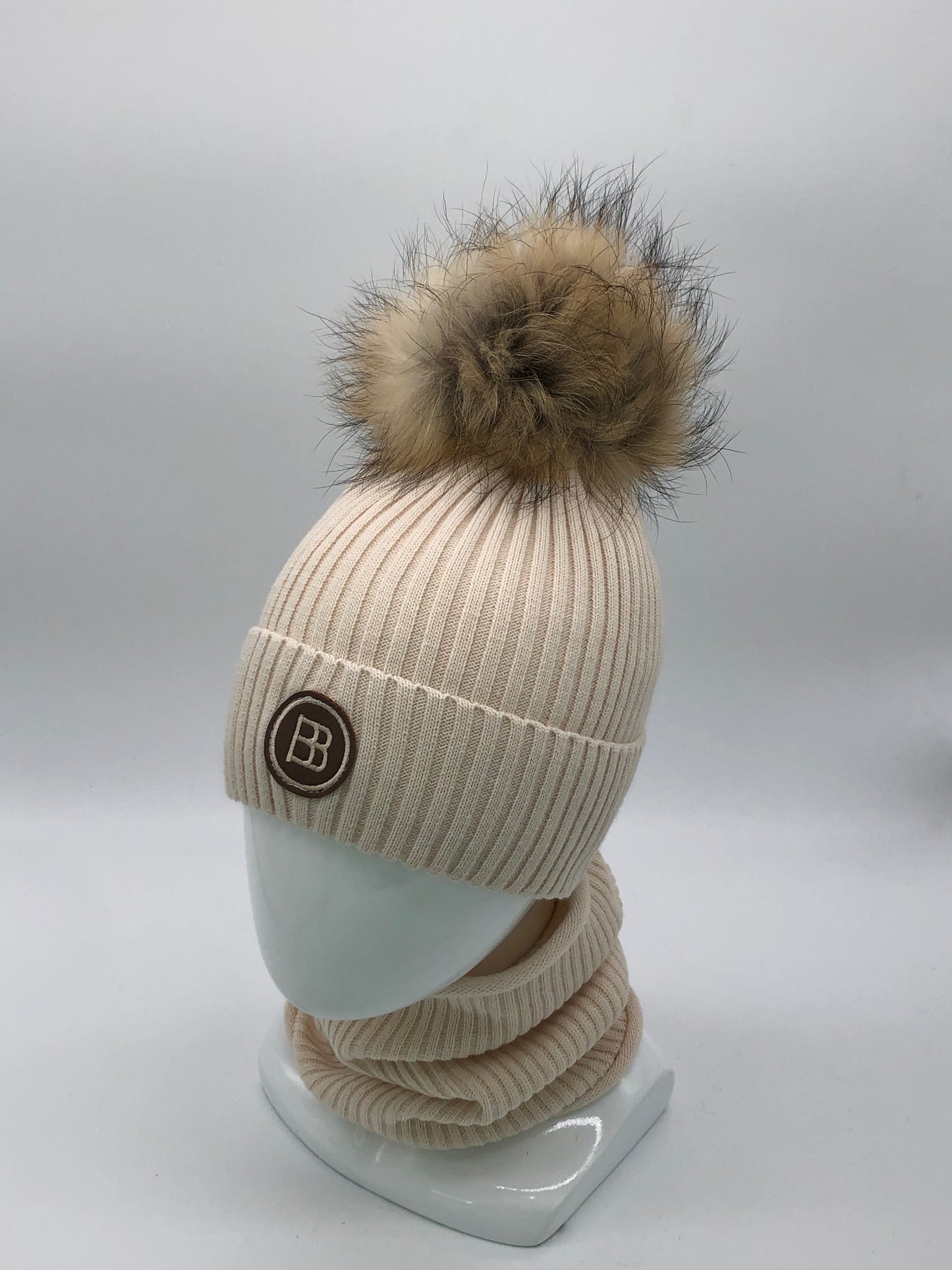 Komplet dla dziewczynki z szalikiem (25 / WP76KPE)